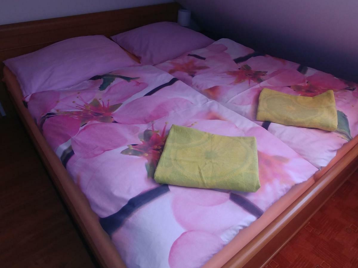 Podkrovi - Ubytovani Brdy Bohutín Dış mekan fotoğraf